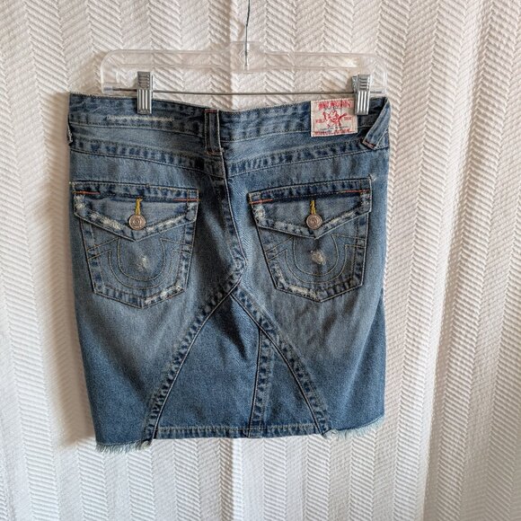 True Religion Joey Distressed Mini Jean Skirt Size 29 Low rise Y2K Festival - Picture 3 of 14